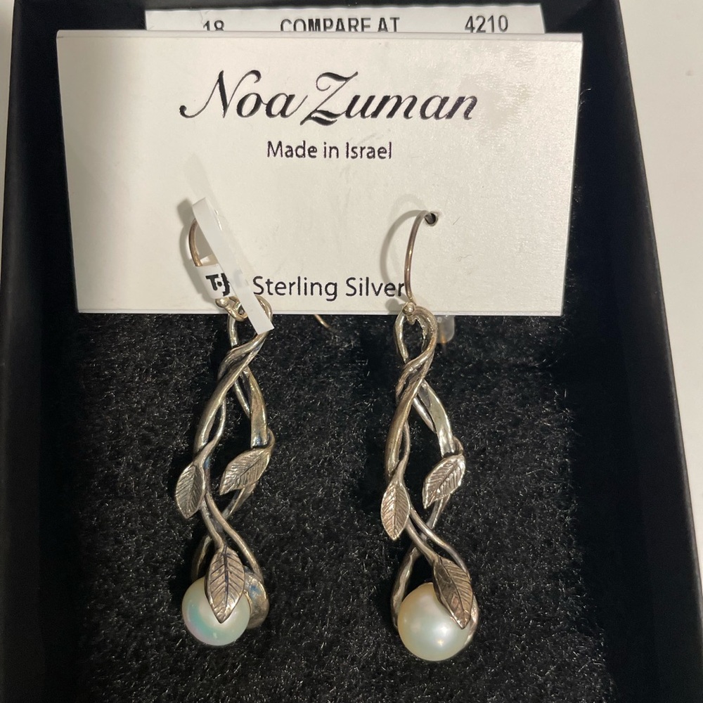 Sterling Silver Earrings with Pearl and Leaf Design NWT